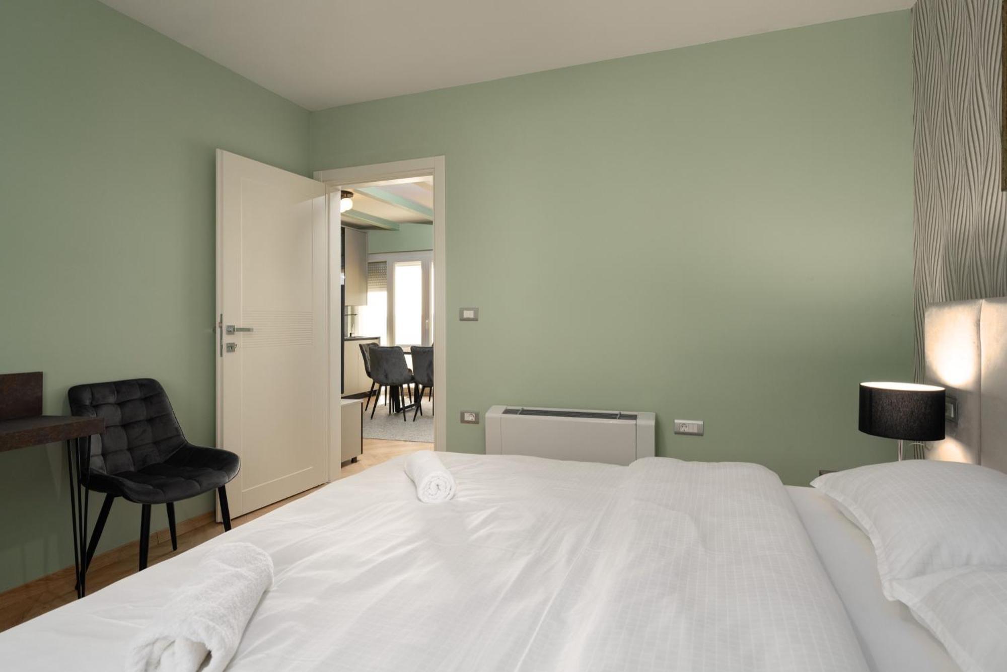 Larum Apartmens Vrsar Exteriér fotografie