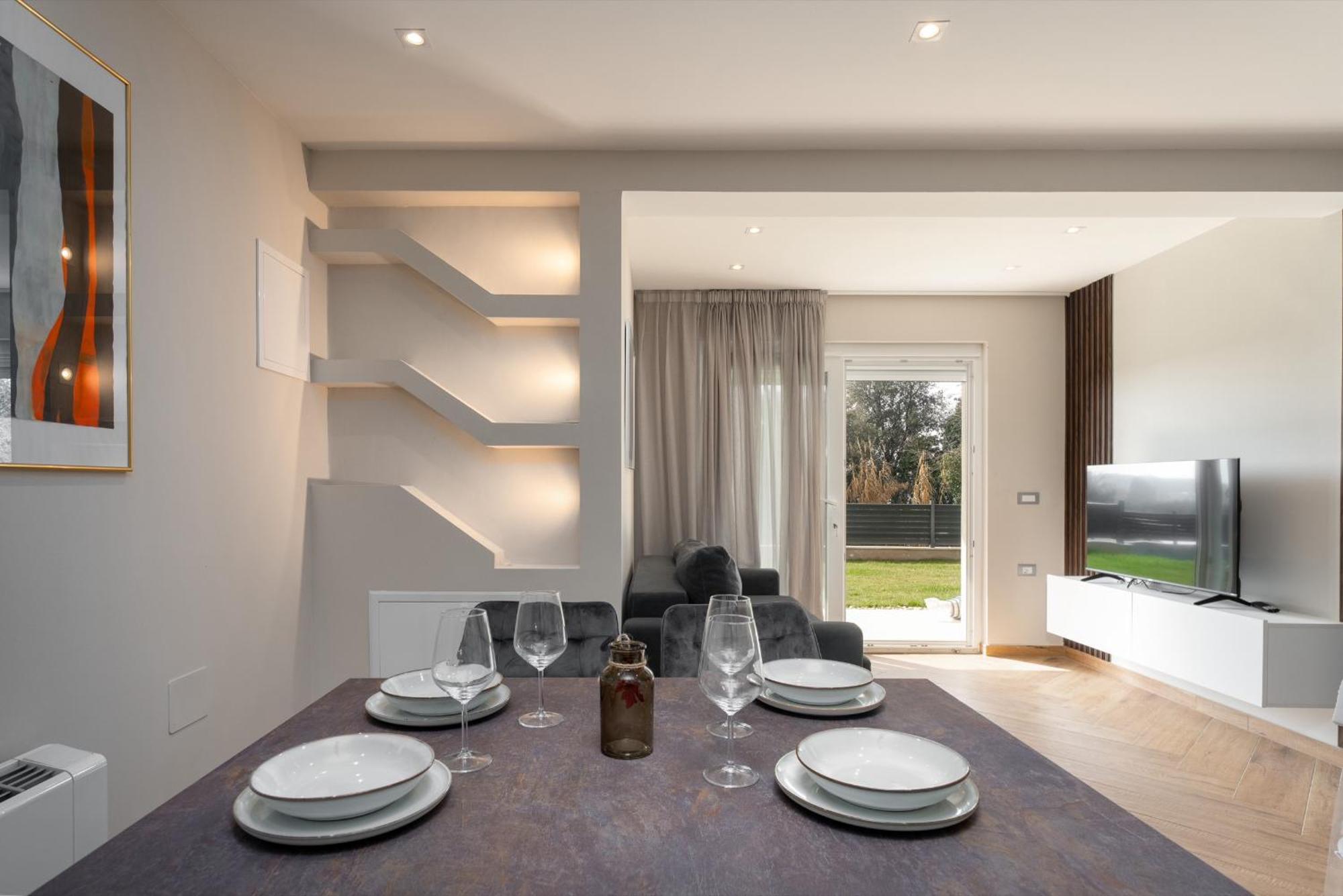 Larum Apartmens Vrsar Exteriér fotografie