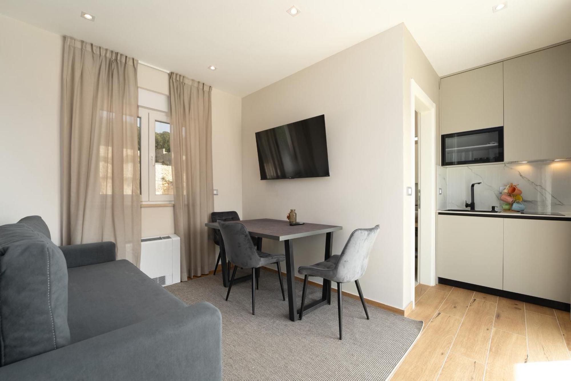 Larum Apartmens Vrsar Exteriér fotografie