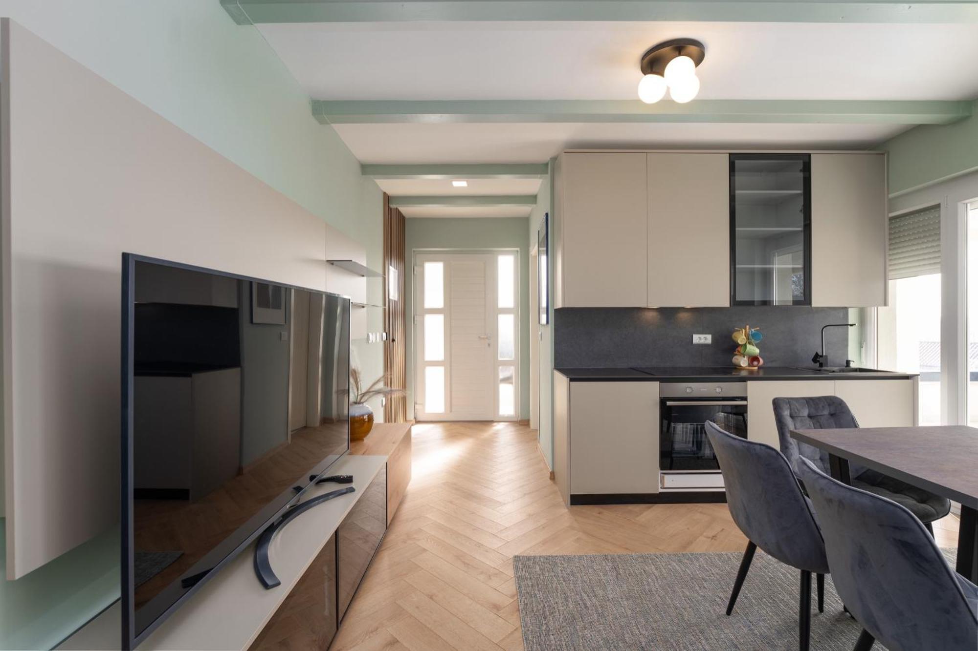 Larum Apartmens Vrsar Exteriér fotografie